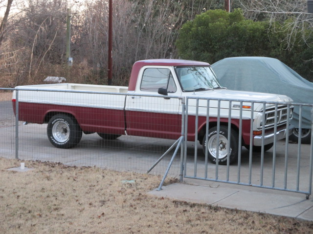 Name:  F100 Old Beater.JPG
Views: 913
Size:  141.9 KB